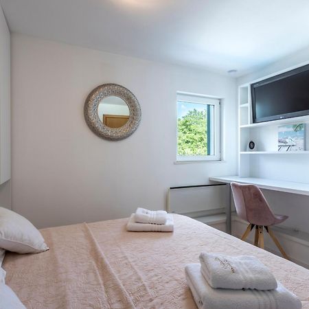 Holiday House Mala Синь Экстерьер фото