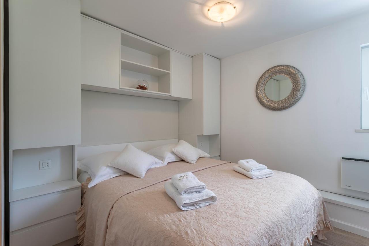 Holiday House Mala Синь Экстерьер фото