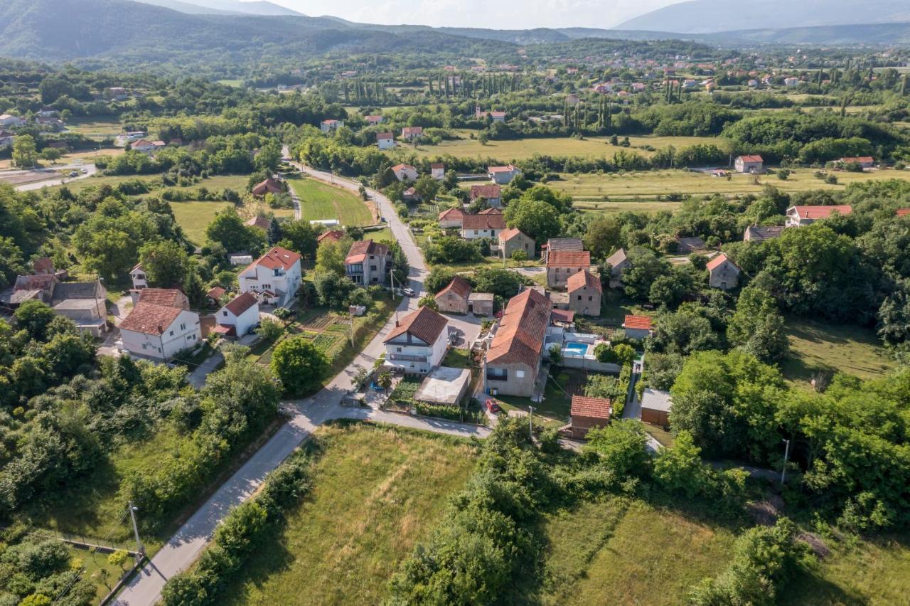 Holiday House Mala Синь Экстерьер фото