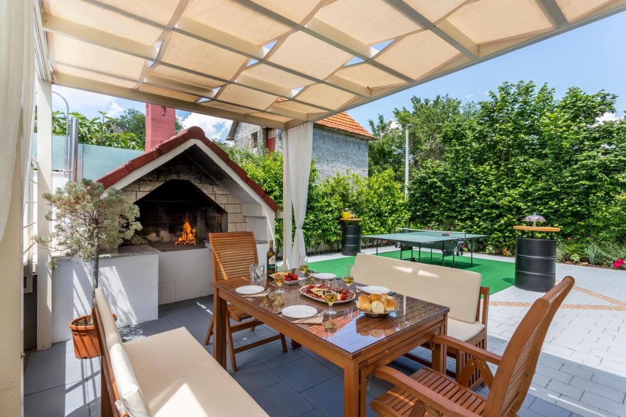 Holiday House Mala Синь Экстерьер фото