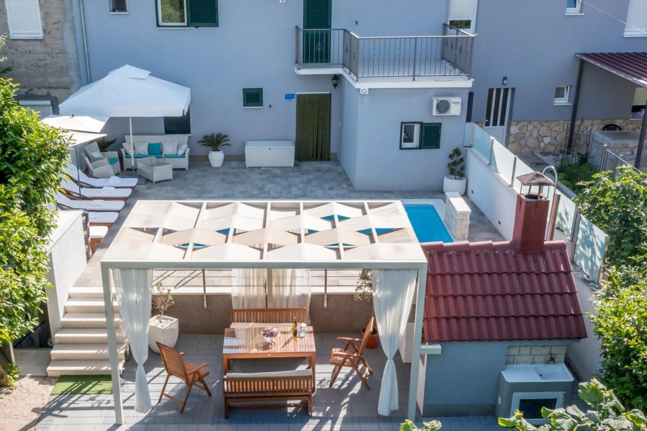 Holiday House Mala Синь Экстерьер фото