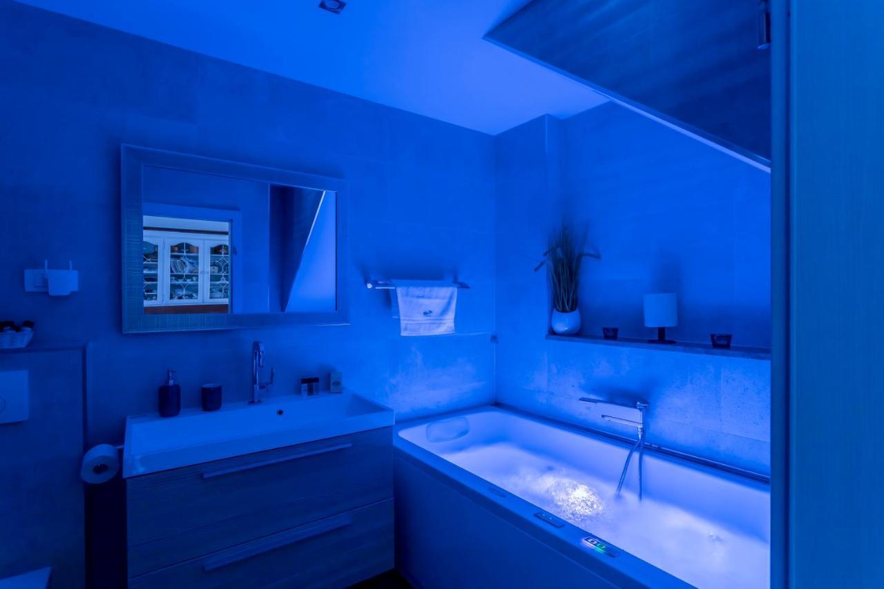 Holiday House Mala Синь Экстерьер фото