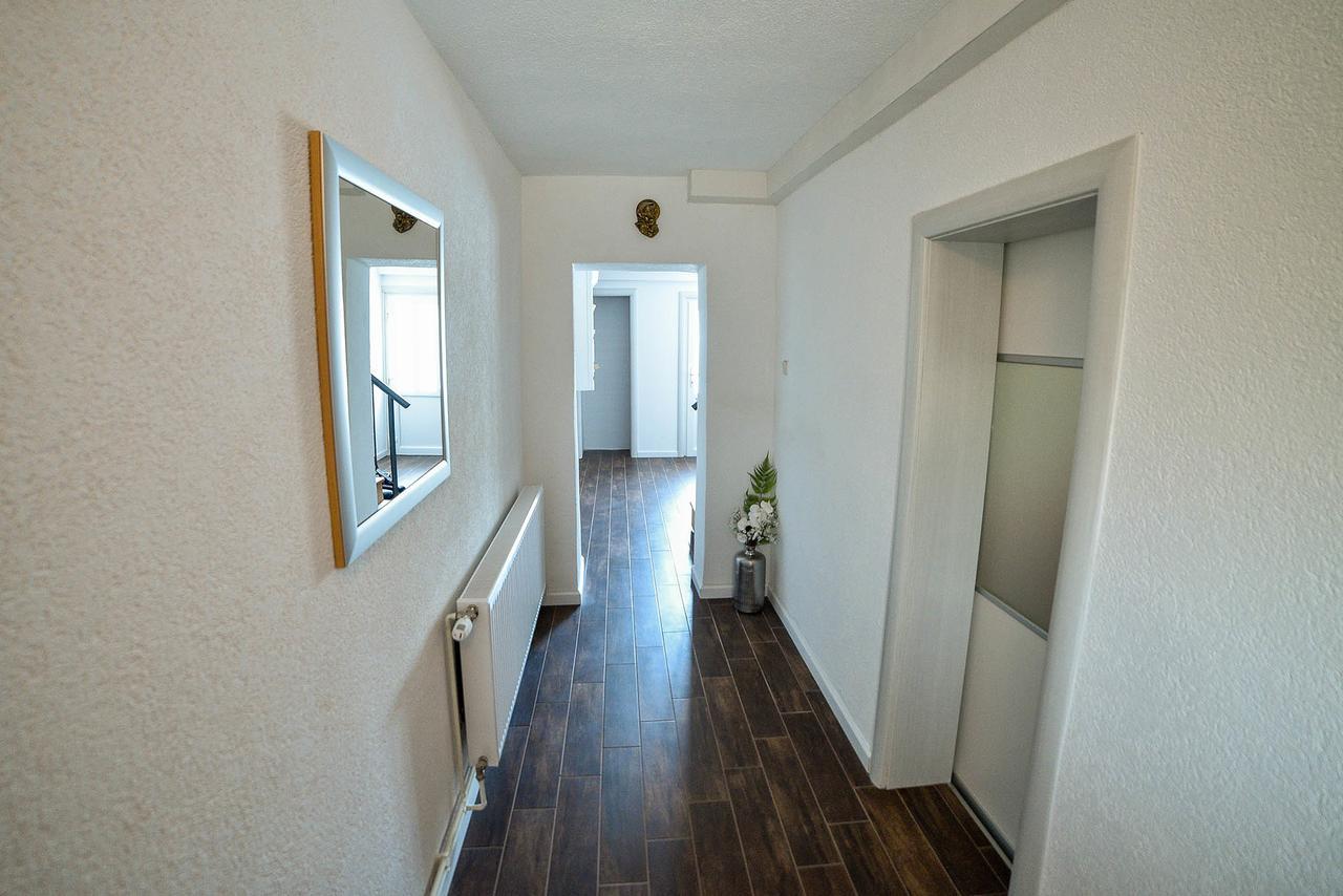 Holiday House Mala Синь Экстерьер фото