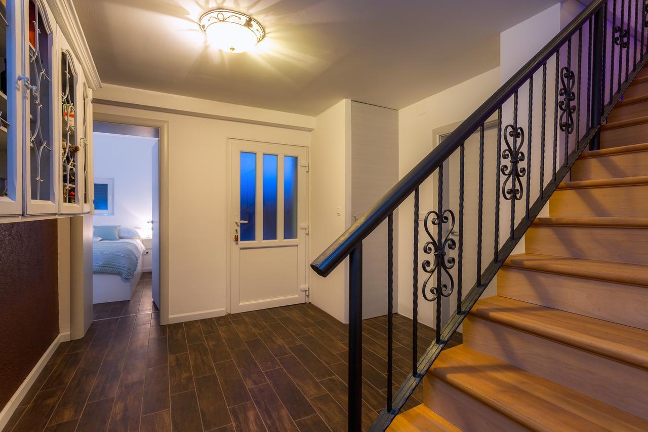 Holiday House Mala Синь Экстерьер фото